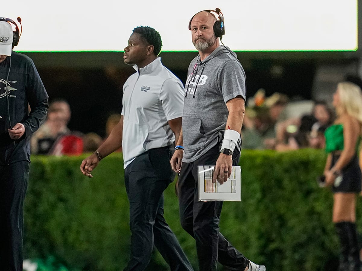 UAB's Trent Dilfer 'Regretful' About Sideline Blowup During Saturday Loss -  Sports Illustrated