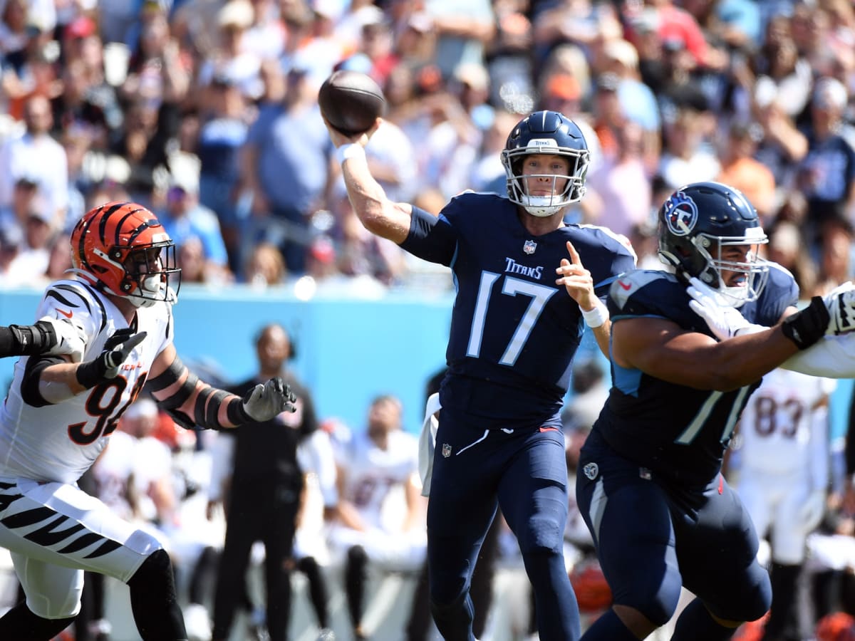 Time Machine Tannehill: Titans QB Throwing the Ball Vertically