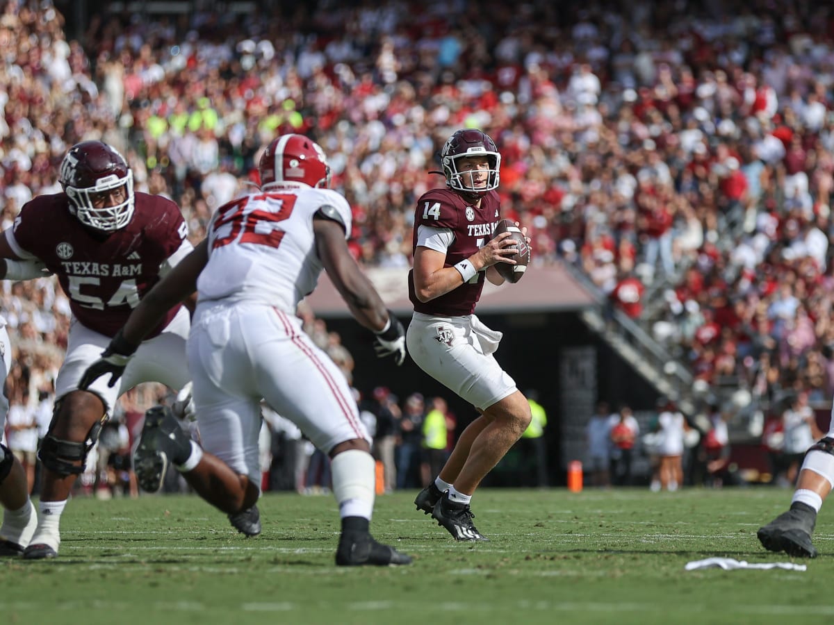 Texas A&M Aggies Fade Late, Lose to No. 11 Alabama Crimson Tide 26-20: Live  Game Log - Sports Illustrated Texas A&M Aggies News, Analysis and More