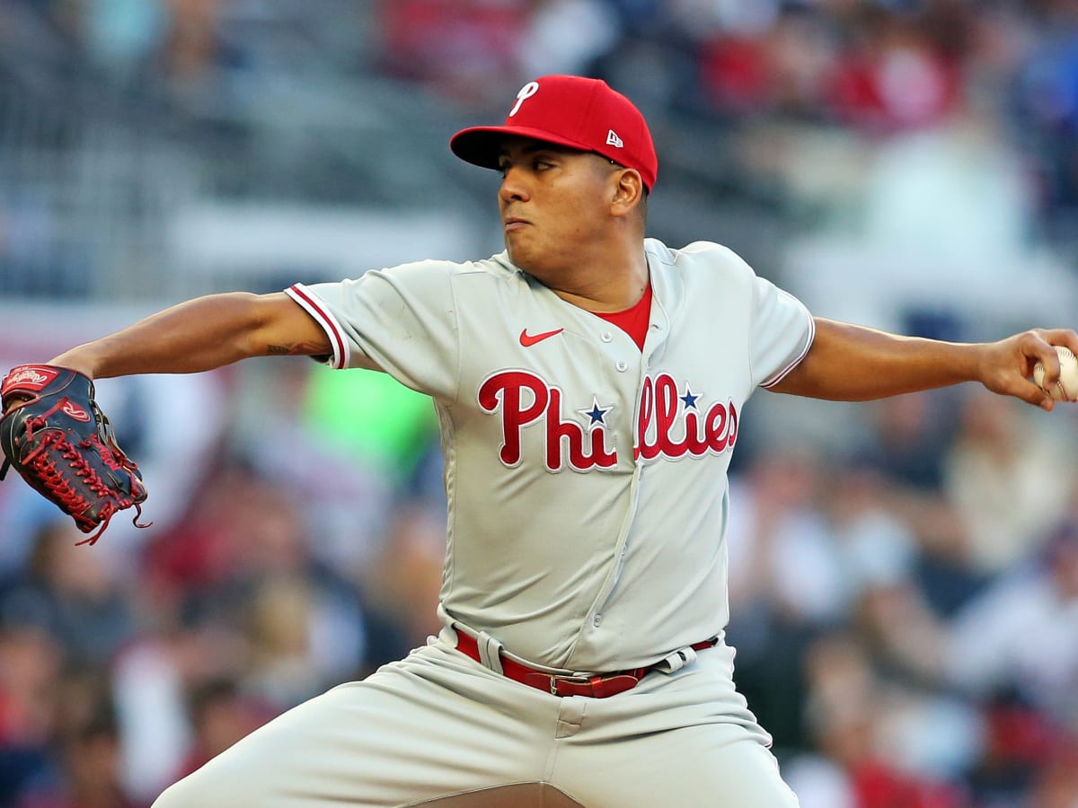 Phillies defeat Braves 7-1