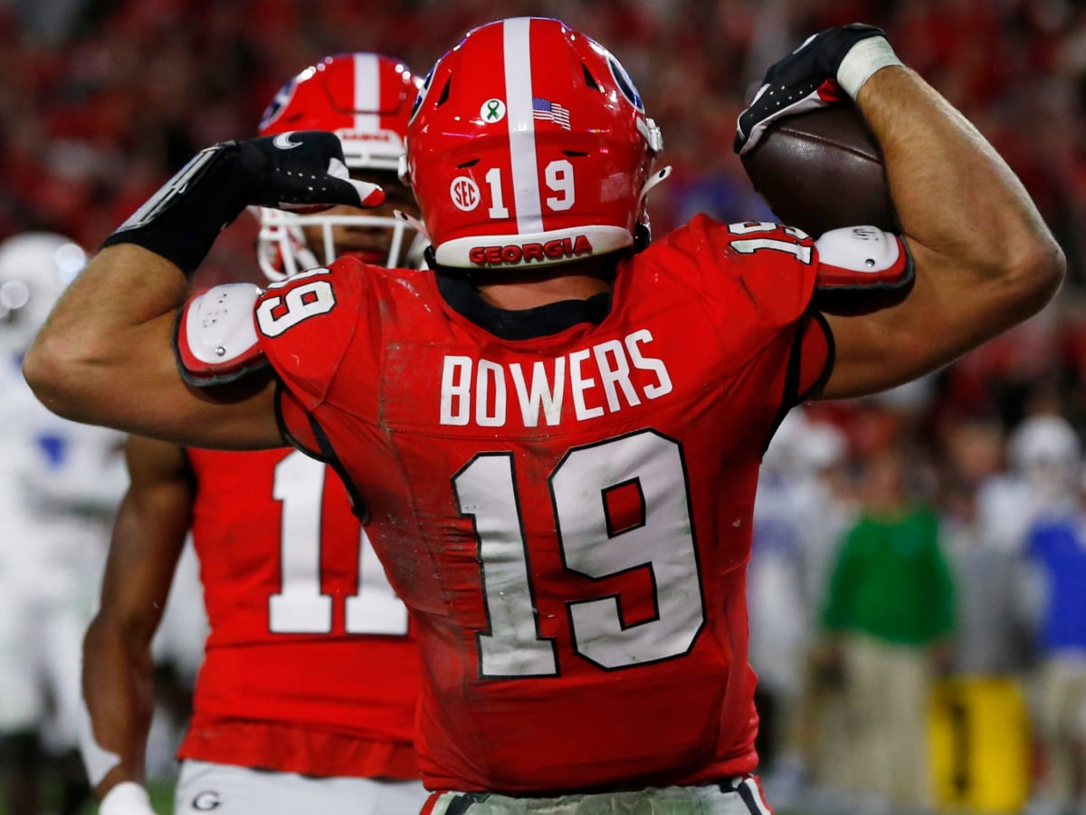 Here's what made Brock Bowers America's top tight end - UGASports