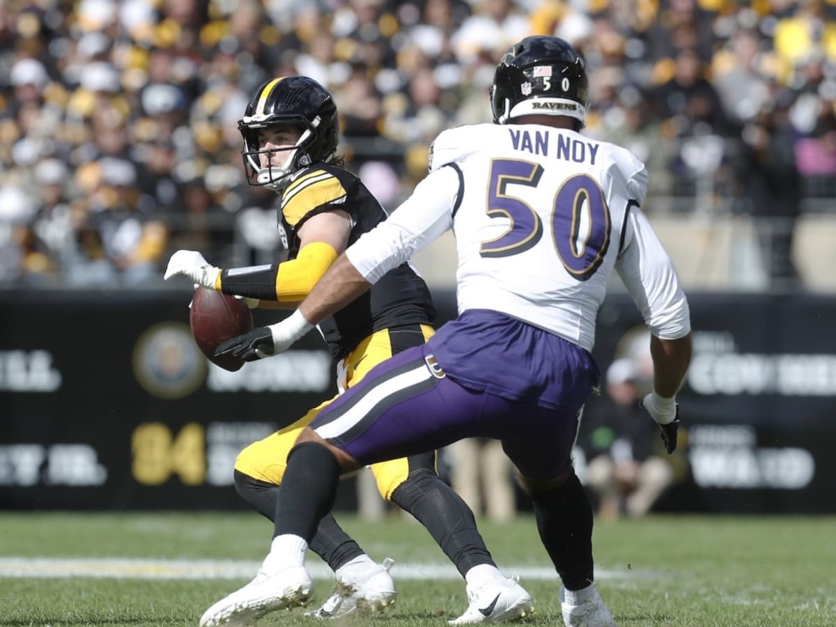 Online extra: Ravens hold on for 22-20 win over Steelers