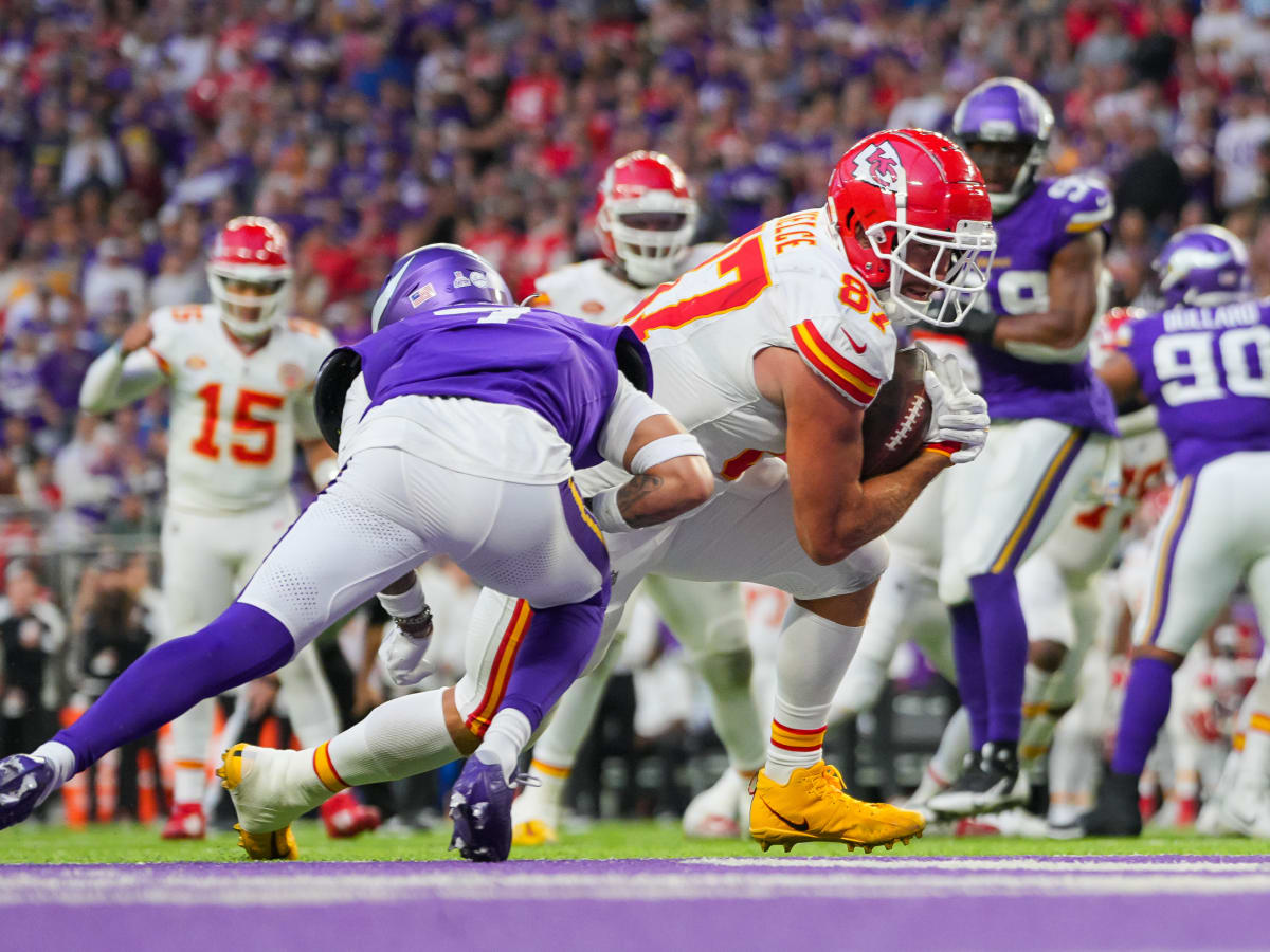 Travis Kelce earns game ball for Chiefs in Week 5