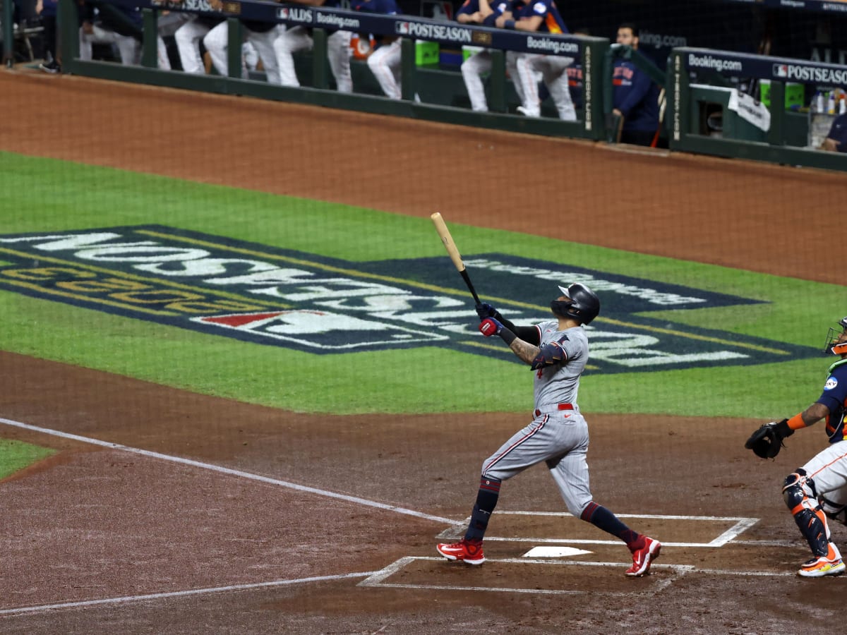 Kyle Farmer - Minnesota Twins Third Baseman - ESPN