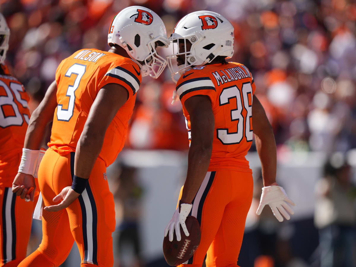 Denver Broncos Biggest Studs & Duds in 16-9 Loss to New York Jets - Sports  Illustrated Mile High Huddle: Denver Broncos News, Analysis and More