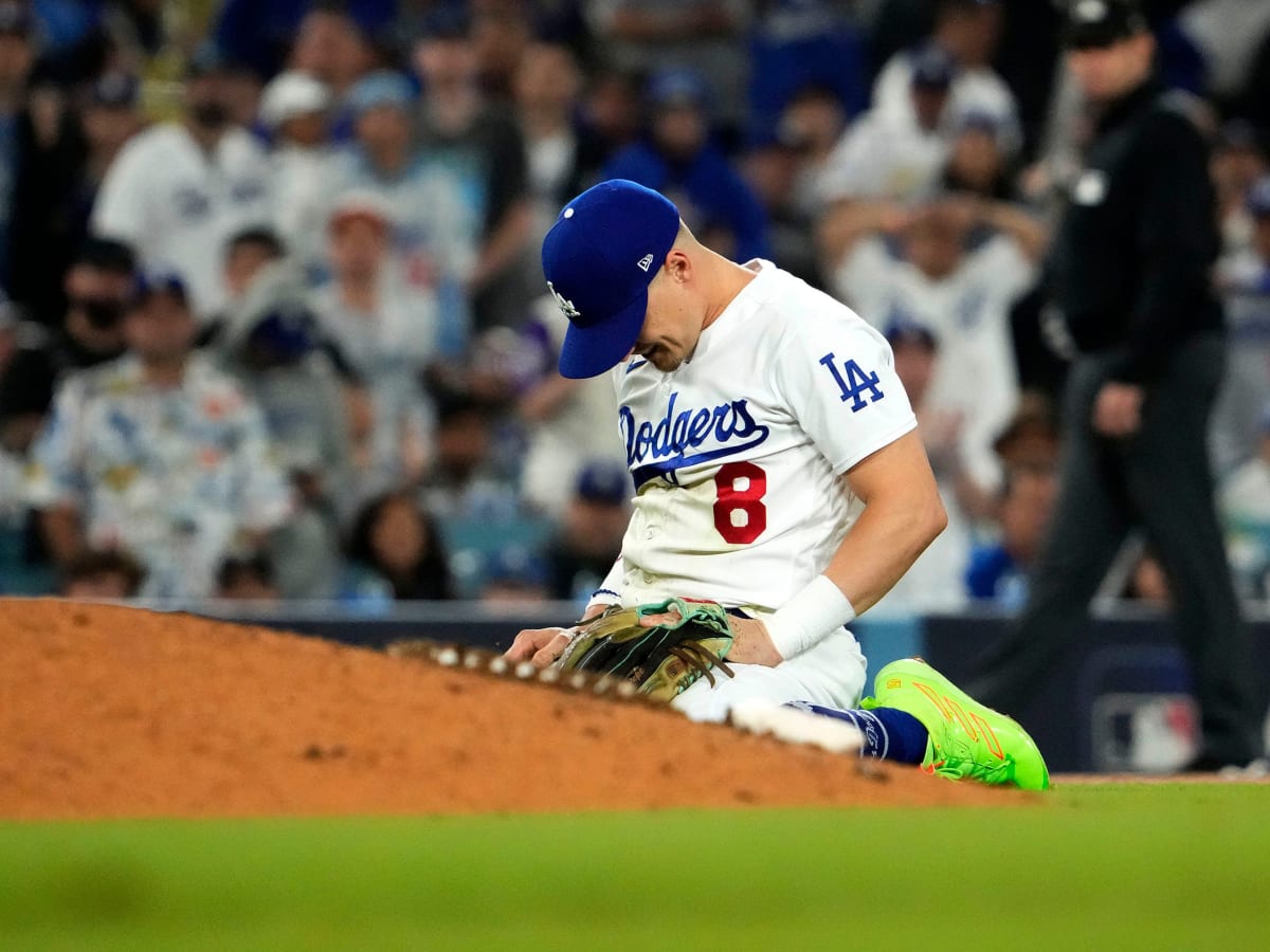 Giants vs. Dodgers: San Francisco keeps rolling in NLDS Game 1 - Sports  Illustrated