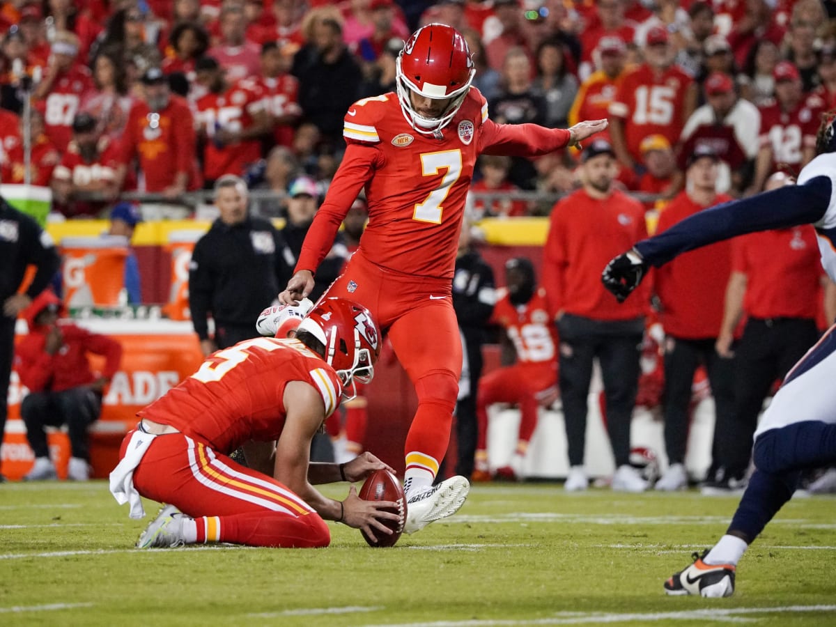 NFL Week 6 Game Recap: Kansas City Chiefs 19, Denver Broncos 8, NFL News,  Rankings and Statistics
