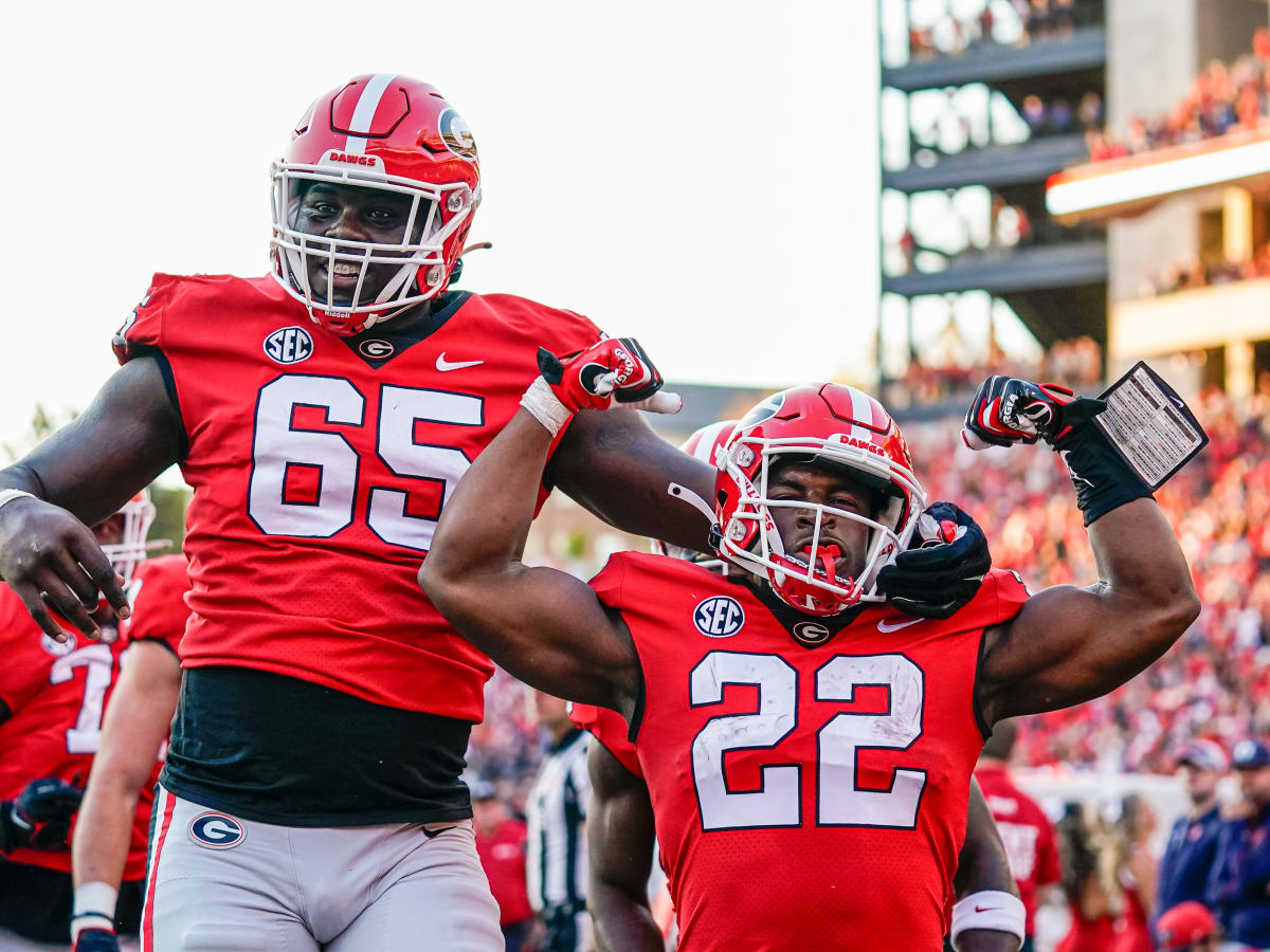 Georgia Opens at No.1 in Preseason USA Today Sports AFCA Football Coaches  Poll - Sports Illustrated Georgia Bulldogs News, Analysis and More