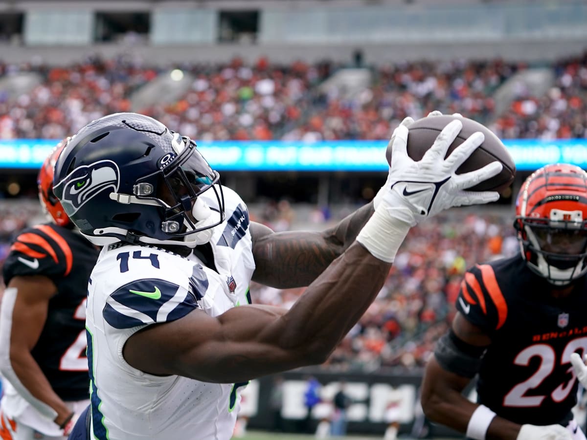 Seattle's DK Metcalf penalized for shoving Bengals' Cam Taylor-Britt