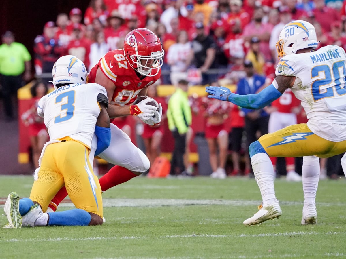 KC Chiefs' Travis Kelce 'Keeps Getting Better With Time' After Huge Game vs. LA Chargers - Sports Illustrated Kansas City Chiefs News, Analysis and More