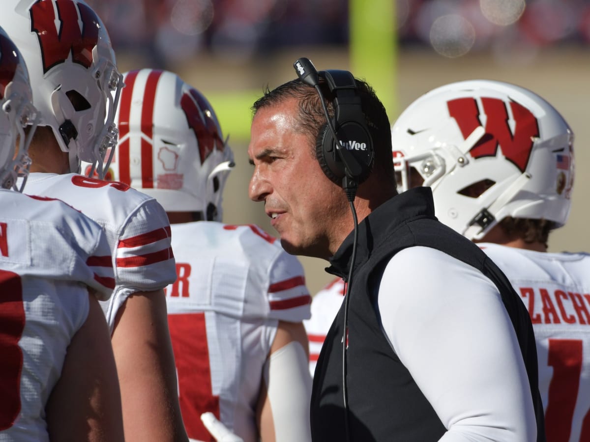 Worst to First: Illinois Football Helmets - The Champaign Room