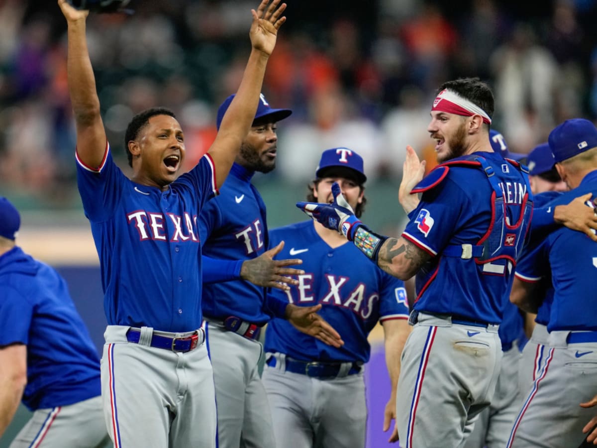 Texas Rangers 40-Man Roster Wraps: Nathaniel Lowe - Sports Illustrated  Texas Rangers News, Analysis and More