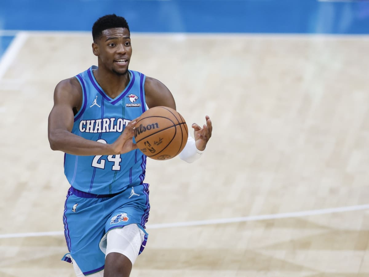 Brandon Miller Signs Shoe Deal With Nike - Sports Illustrated Charlotte  Hornets News, Analysis and More