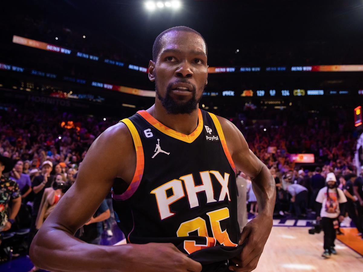 BREAKING: Kevin Durant Made NBA History In Suns-Lakers Game - Fastbreak on FanNation