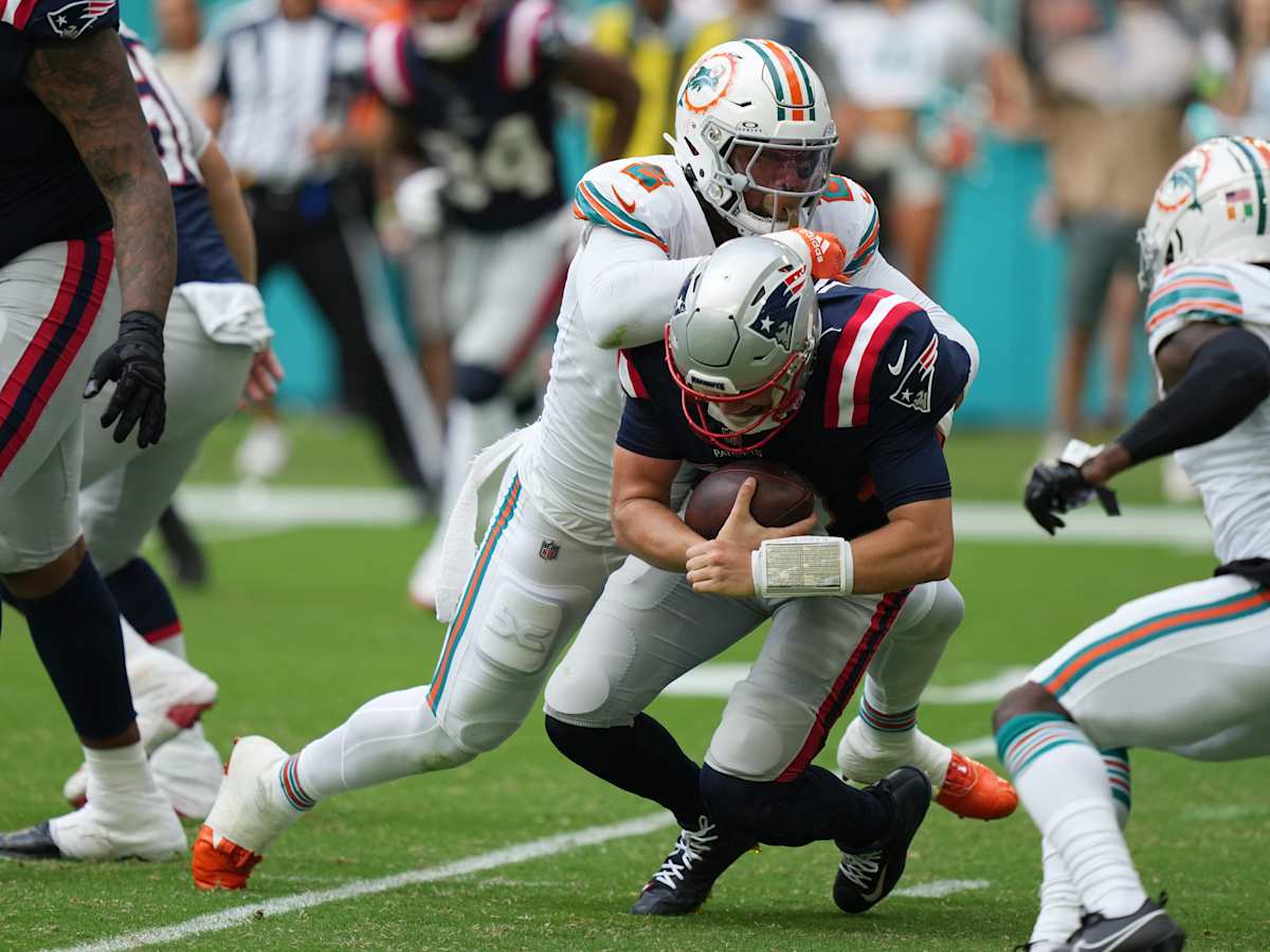 New England Patriots vs. Miami Dolphins Snaps & Grades: Mac Jones,  Secondary Fail - Sports Illustrated New England Patriots News, Analysis and  More