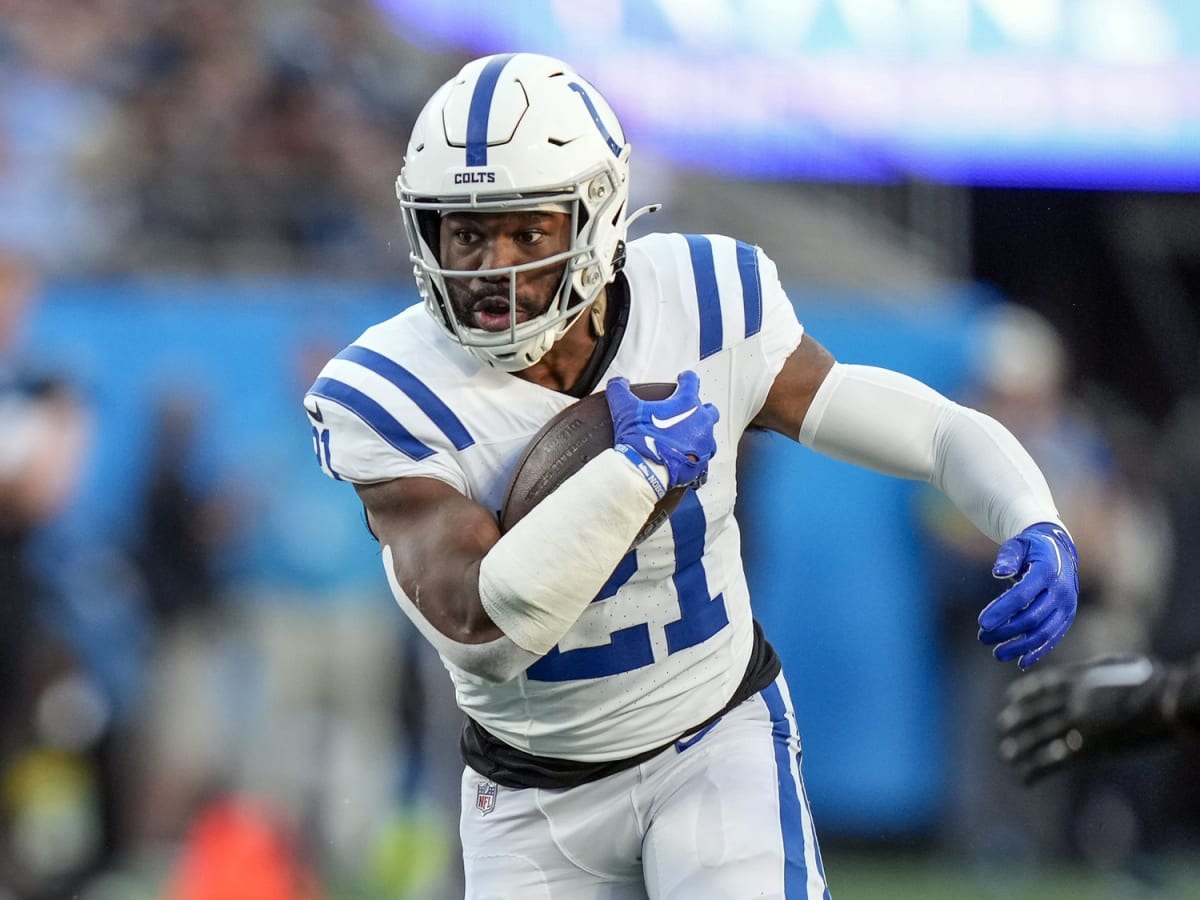 Indianapolis Colts Downgrade RB Zack Moss vs. Atlanta Falcons, Elevate Two  - Sports Illustrated Indianapolis Colts News, Analysis and More
