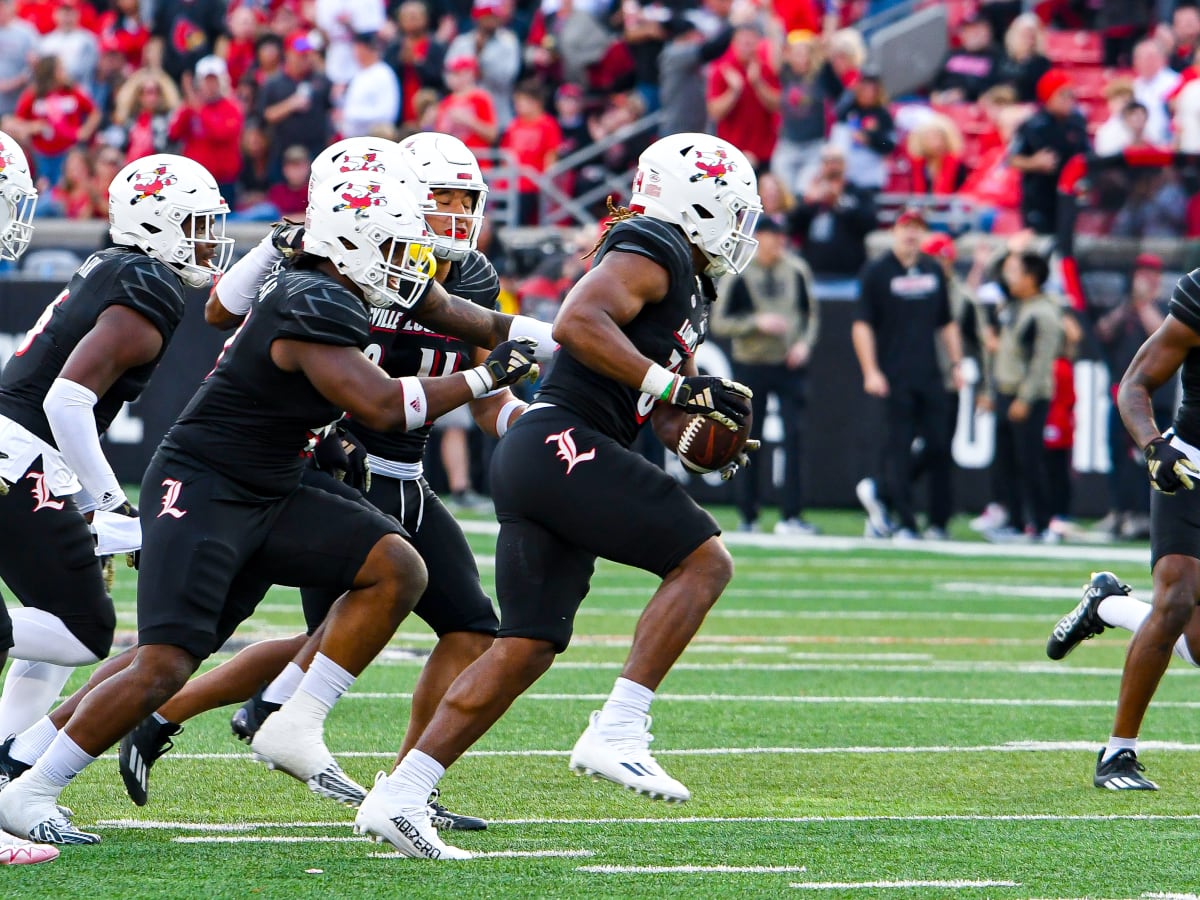 Event Feedback: Louisville Cardinals - NCAA Football vs Virginia Cavaliers