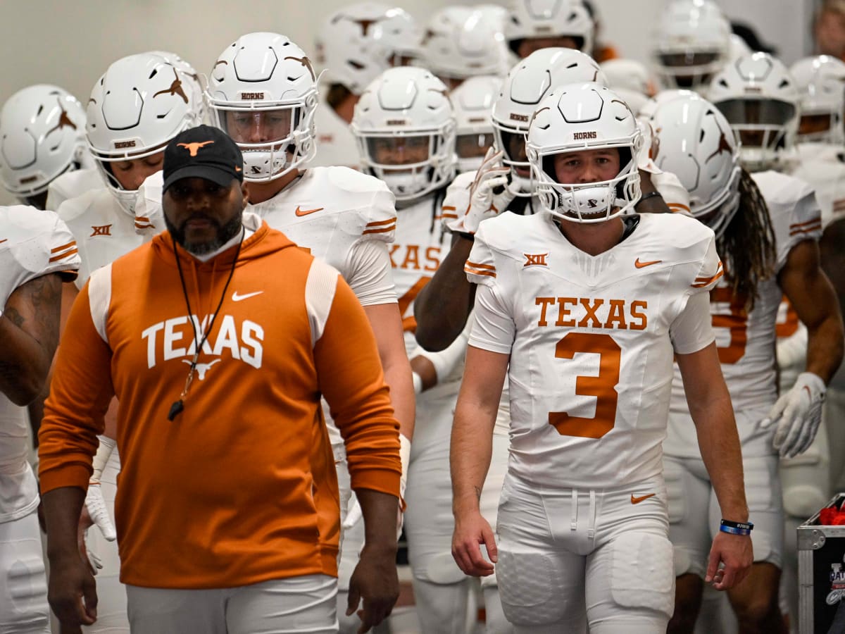 Texas Longhorns Projected To Miss College Football Playoff - Sports  Illustrated Texas Longhorns News, Analysis and More
