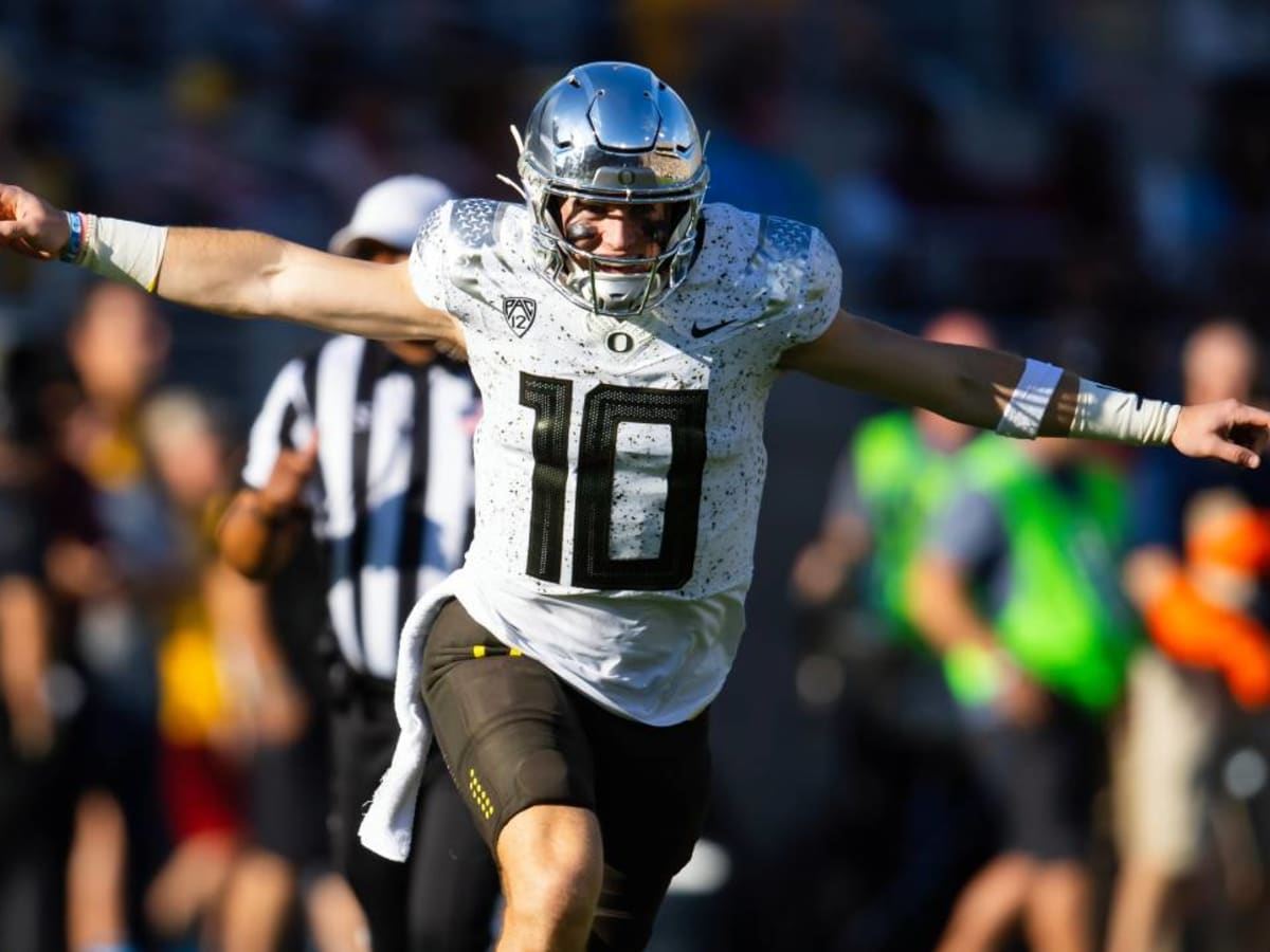 Oregon football's Bo Nix comes up short at Heisman Trophy ceremony