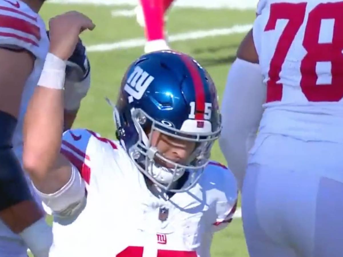 Giants QB Tommy DeVito Had a Perfect Celebration Move After TD, and NFL  Fans Loved It - Sports Illustrated