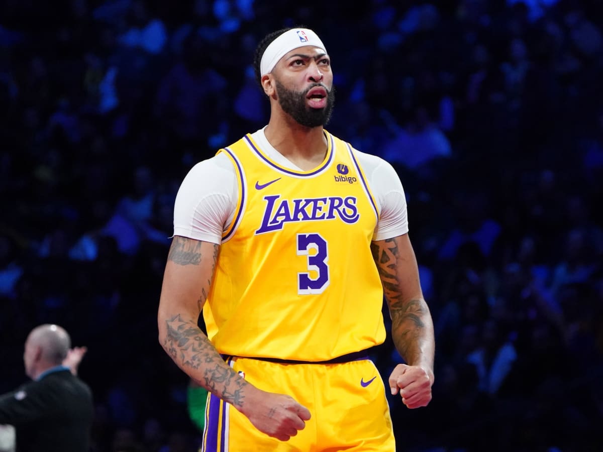 Anthony Davis Made NBA History In Lakers-Pacers Game - Fastbreak on  FanNation