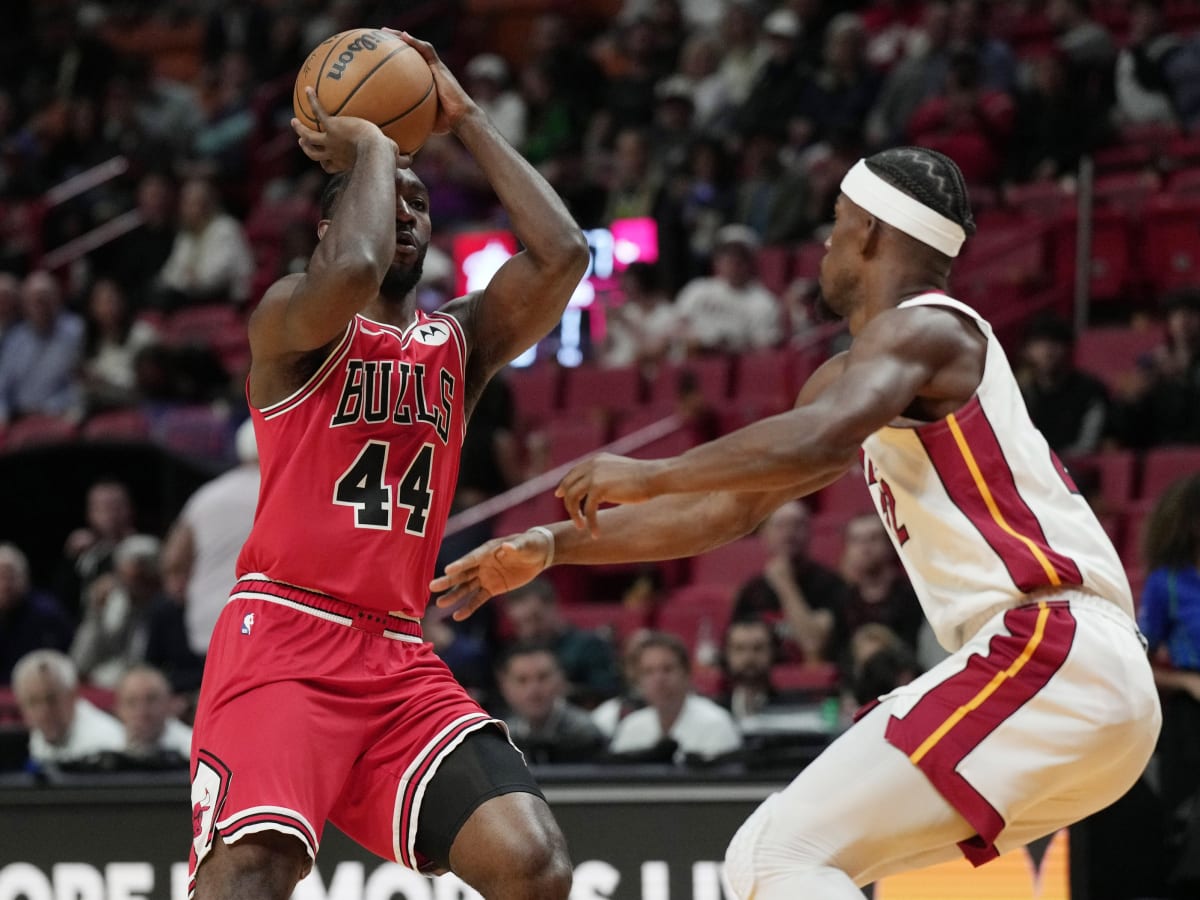 Chicago Bulls breaks two-game slump with huge win over the Miami Heat - Sports  Illustrated Chicago Bulls News, Analysis and More