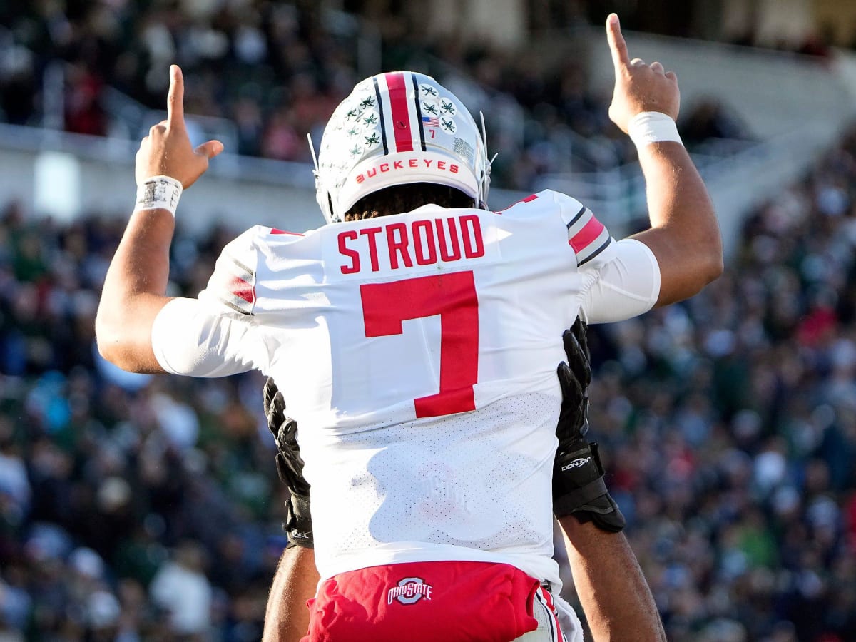 Watch Former Ohio State QB Justin Fields Score First NFL Touchdown - Sports  Illustrated Ohio State Buckeyes News, Analysis and More