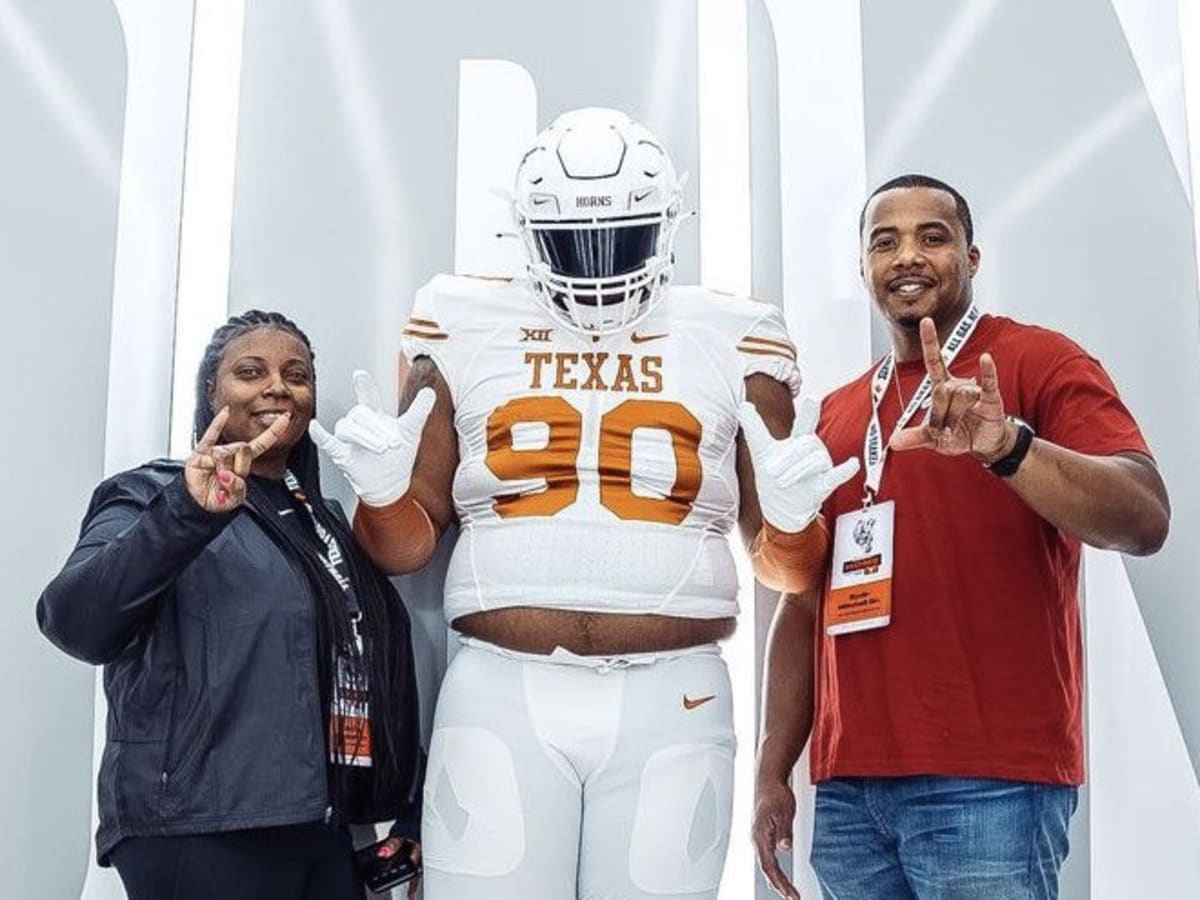 Mammoth DL Sydir Mitchell Commits To Texas Longhorns - Sports