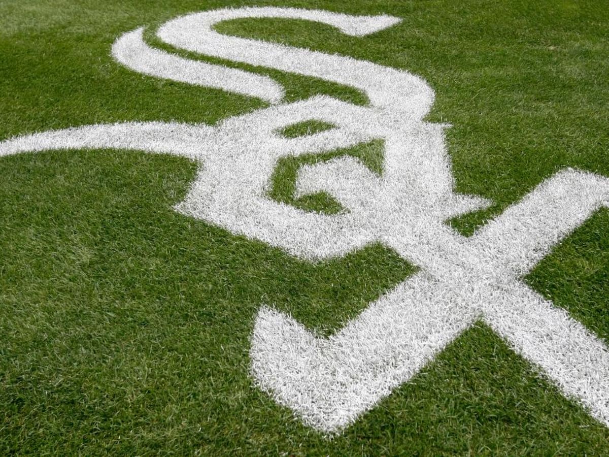 MLB Trade Rumors on X: Knee surgery will sideline #WhiteSox ace