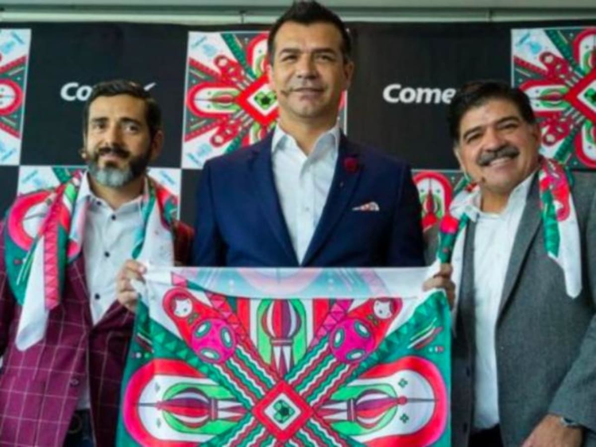 UNIDOS VENCEREMOS | Se presentó el paliacate oficial de México para Rusia  2018 - Sports Illustrated