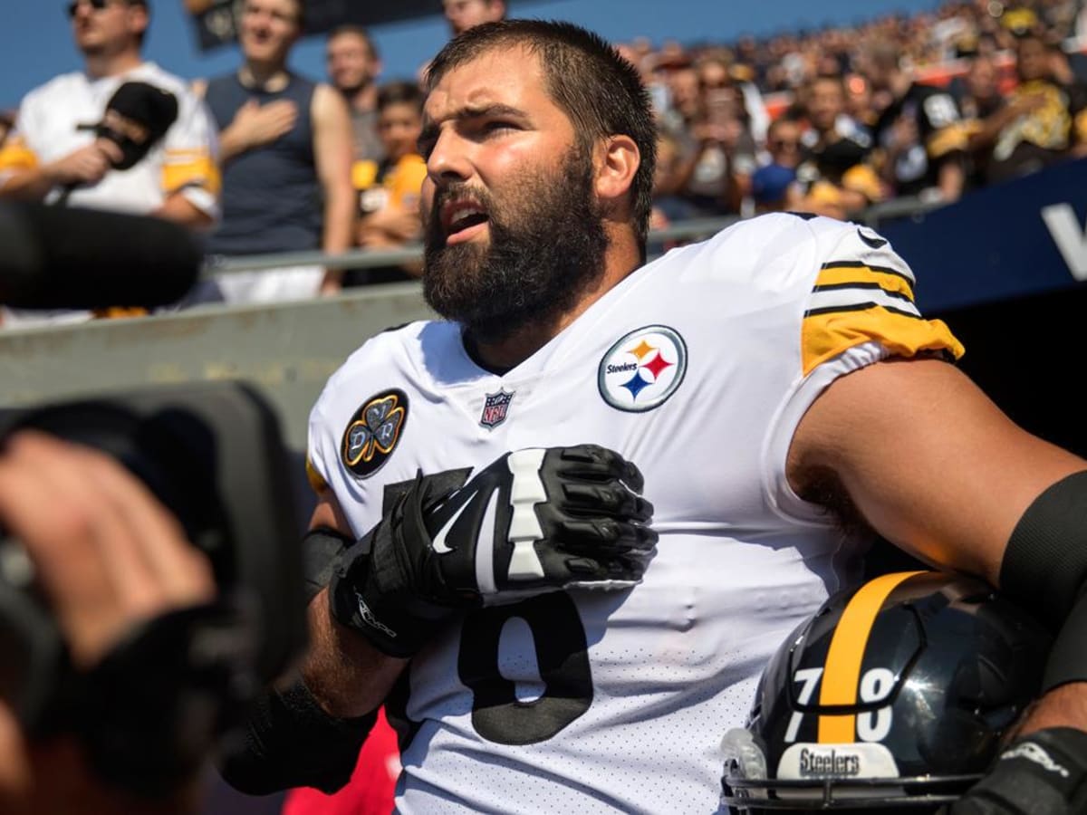 Alejandro Villanueva Stood on Field for Anthem with Steelers in Locker Room, News, Scores, Highlights, Stats, and Rumors