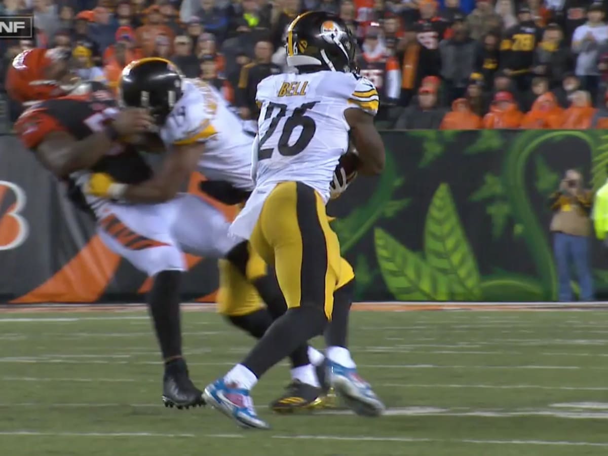 Highlight] JuJu Smith-Schuster vicious block on Vontaze Burfict