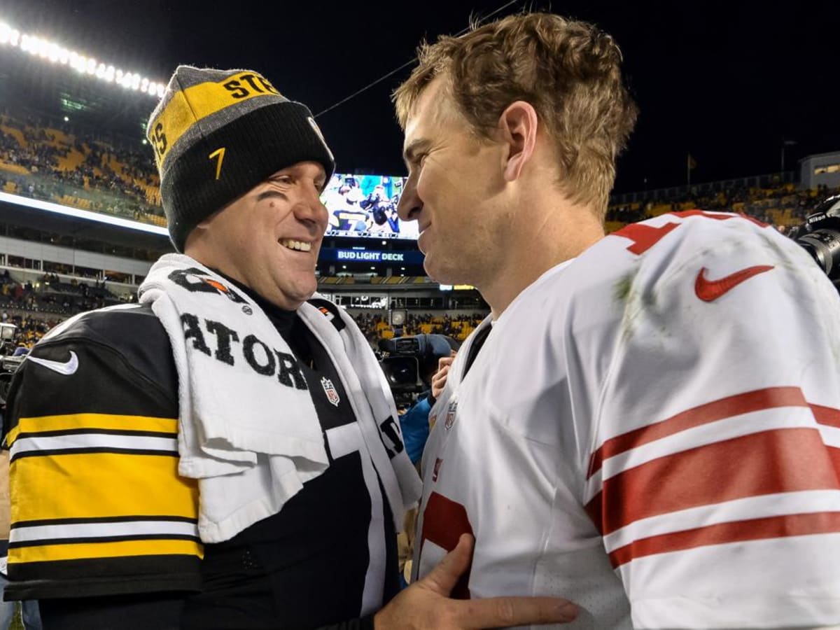 Pittsburgh Steelers QB Ben Roethlisberger Takes One Final Lap Around Heinz  Field - Sports Illustrated Pittsburgh Steelers News, Analysis and More