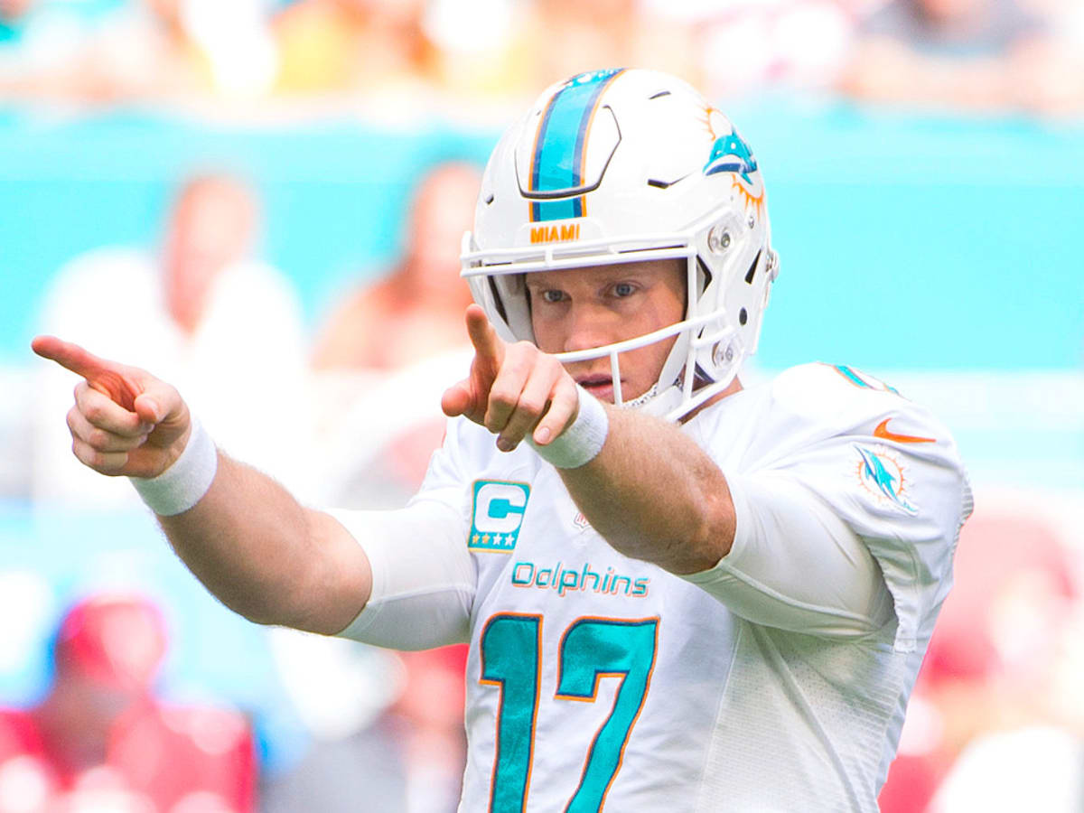 NFL notebook: Miami Dolphins QB Ryan Tannehill placed on IR 