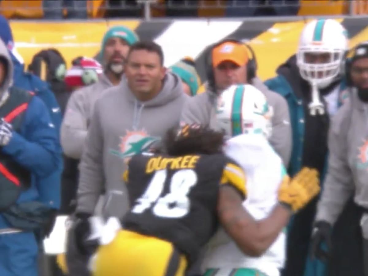 Matt Moore injury: Dolphins QB hurt on hit to head (video) - Sports  Illustrated