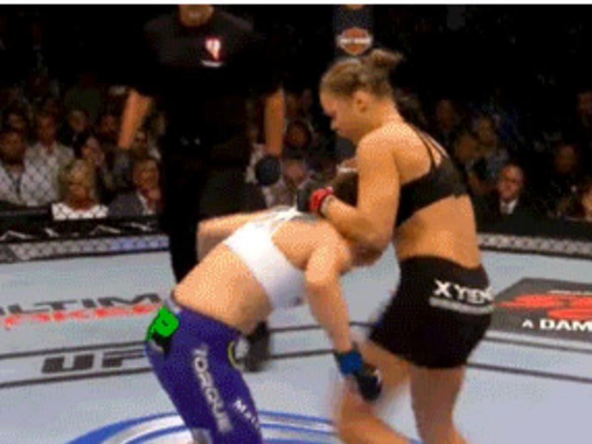 Ronda Rousey dismantling Alexis Davis in one scary GIF - Sports Illustrated