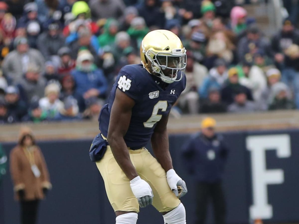 Notre Dame Fighting Irish Football Linebacker Jeremiah Owusu-Koramoah Earns  Unanimous All-America Status