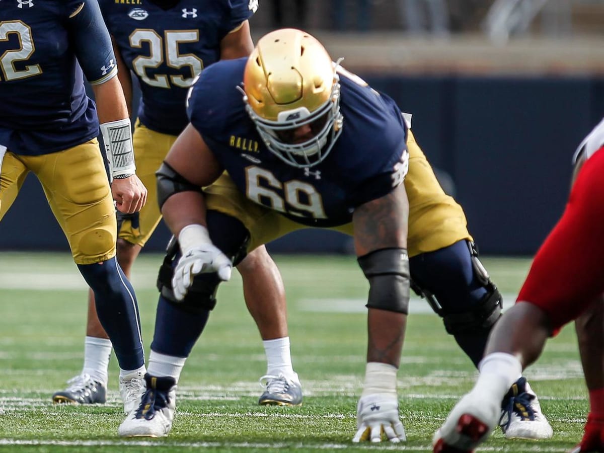 Golden Nuggets: Notre Dame's offensive coordinator called Aaron Banks one  of the best screen offensive linemen he's ever seen - Niners Nation