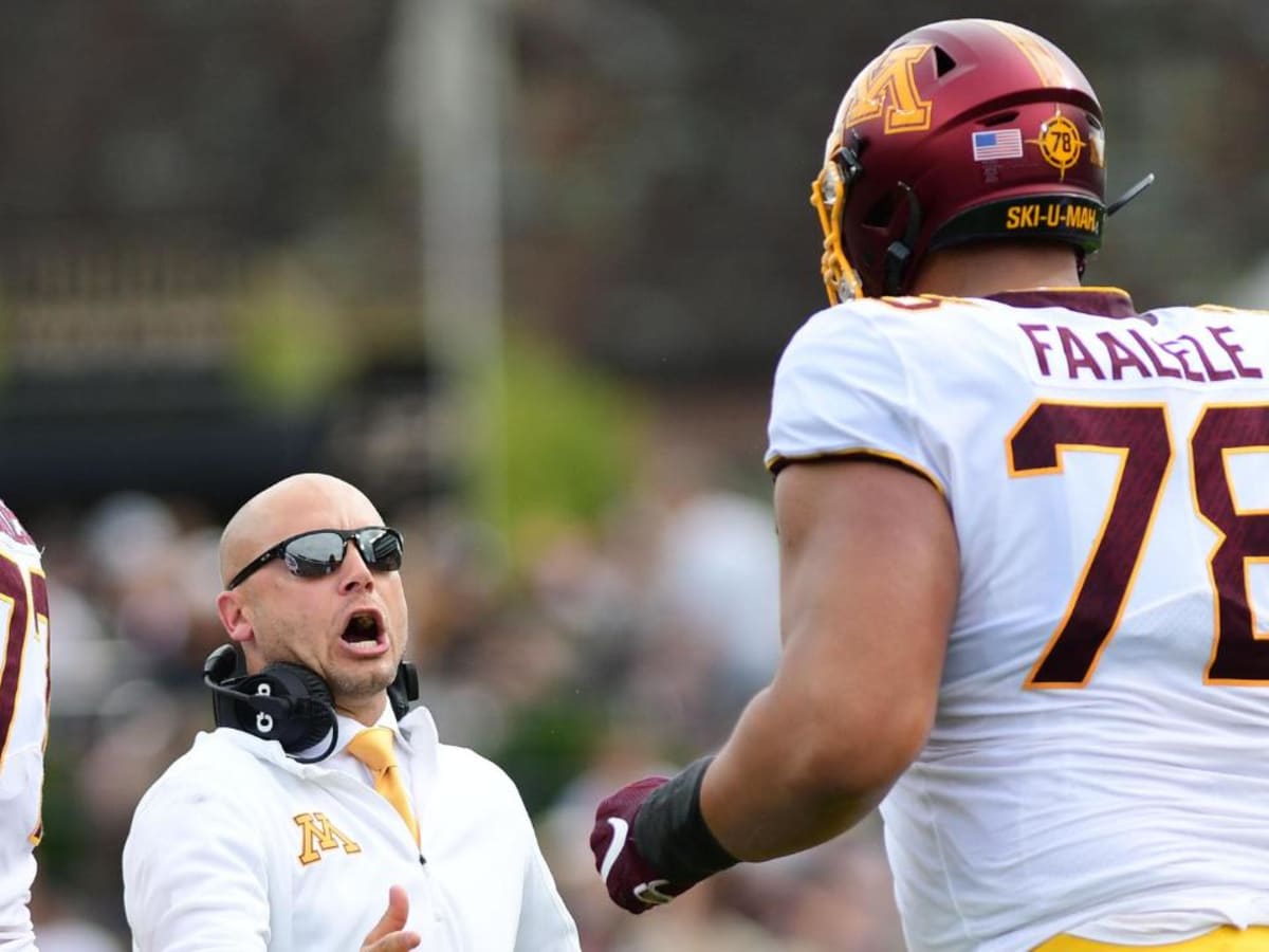 Minnesota Let Daniel Faalele Play Fullback, Run In For TD