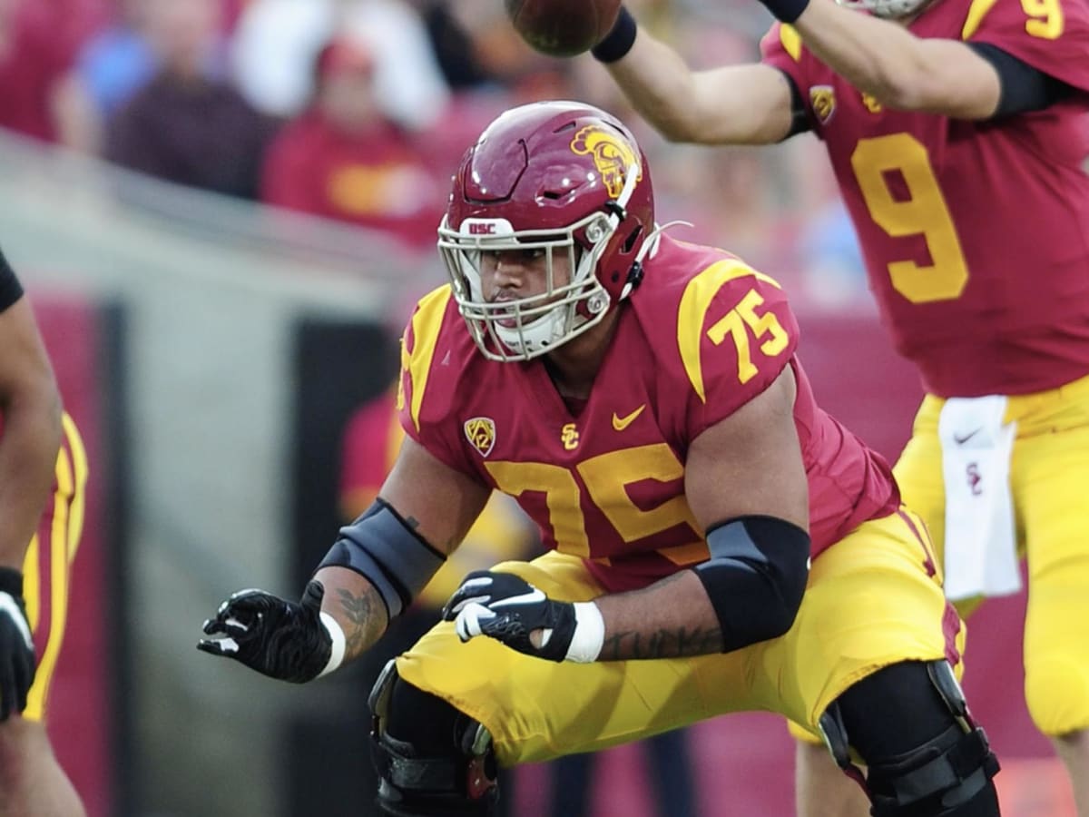 USC HC Clay Helton: What OL Alijah Vera-Tucker, WR Amon-Ra St. Brown will  bring to New York Jets, Detroit Lions