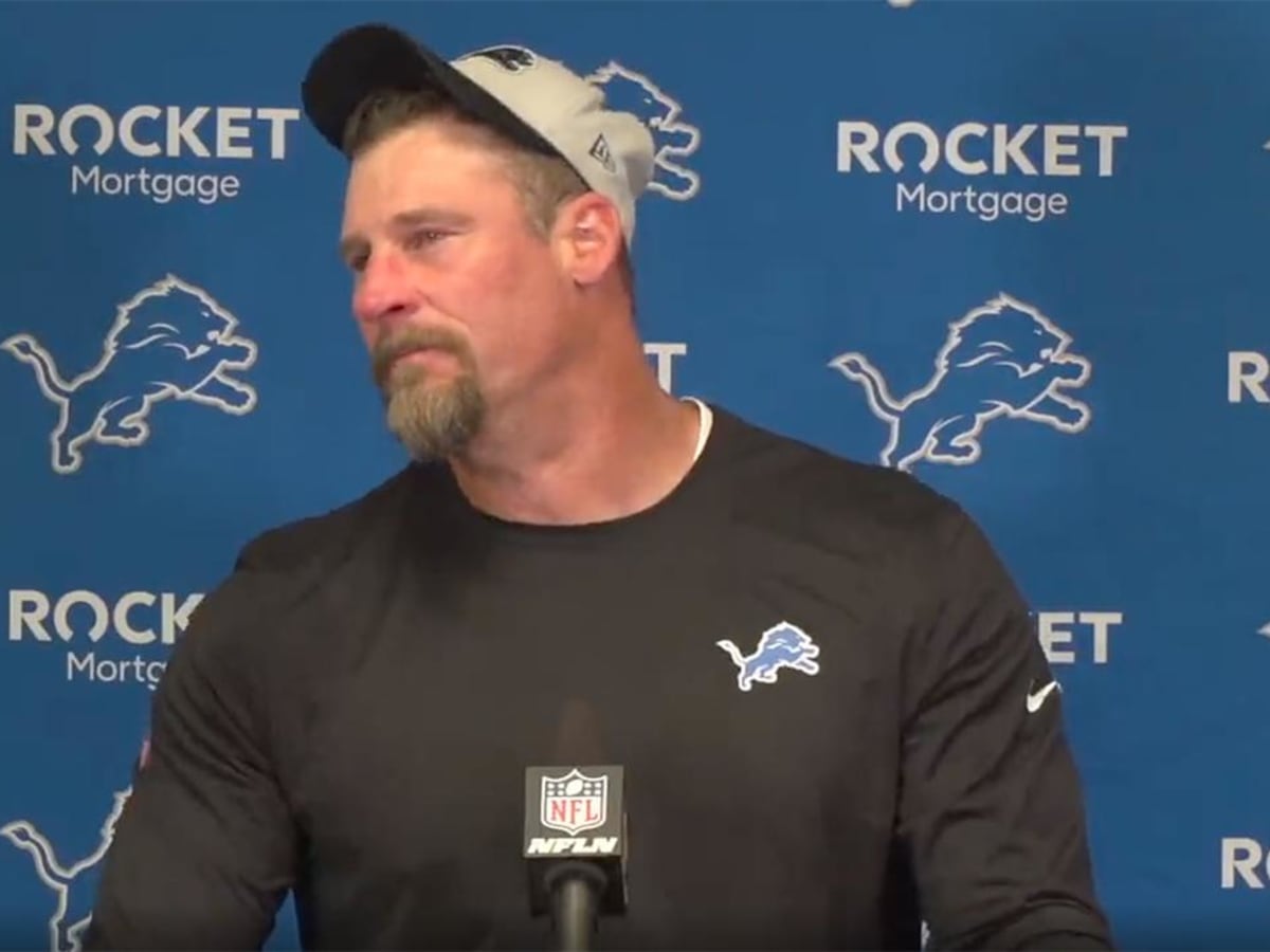 Lions Coach Dan Campbell Cries After Losing to the Vikings