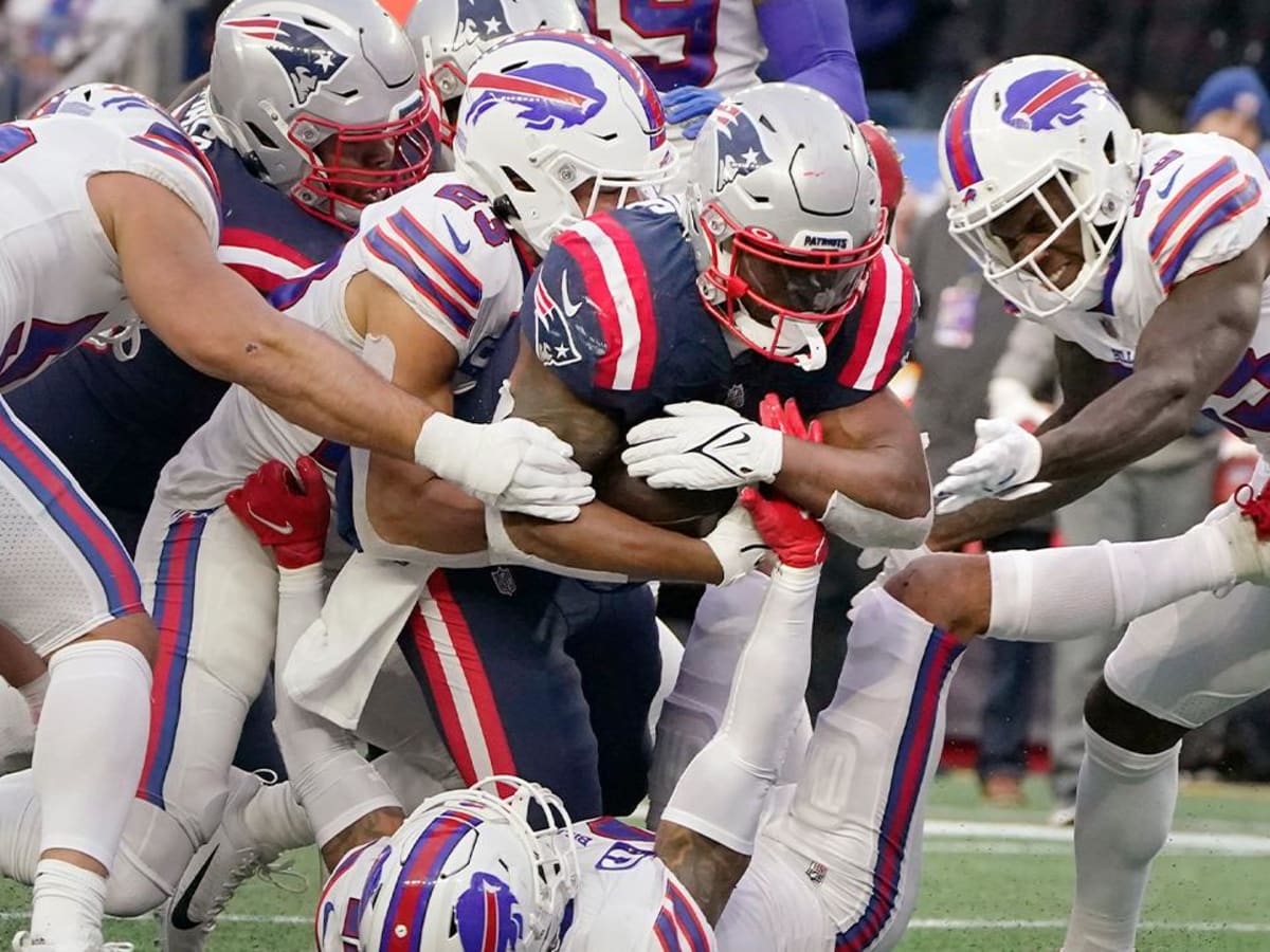 NFL Playoff Odds, Picks, Predictions For Patriots vs. Bills: Trust Mac  Jones or Josh Allen To Cover Wild Card?