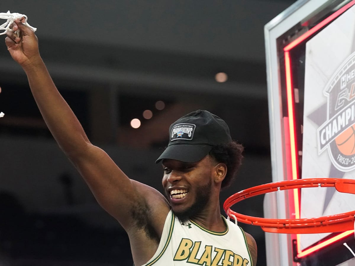 UAB basketball wins American Athletic Conference championship, earn No. 12  seed in NCAA March Madness tournament