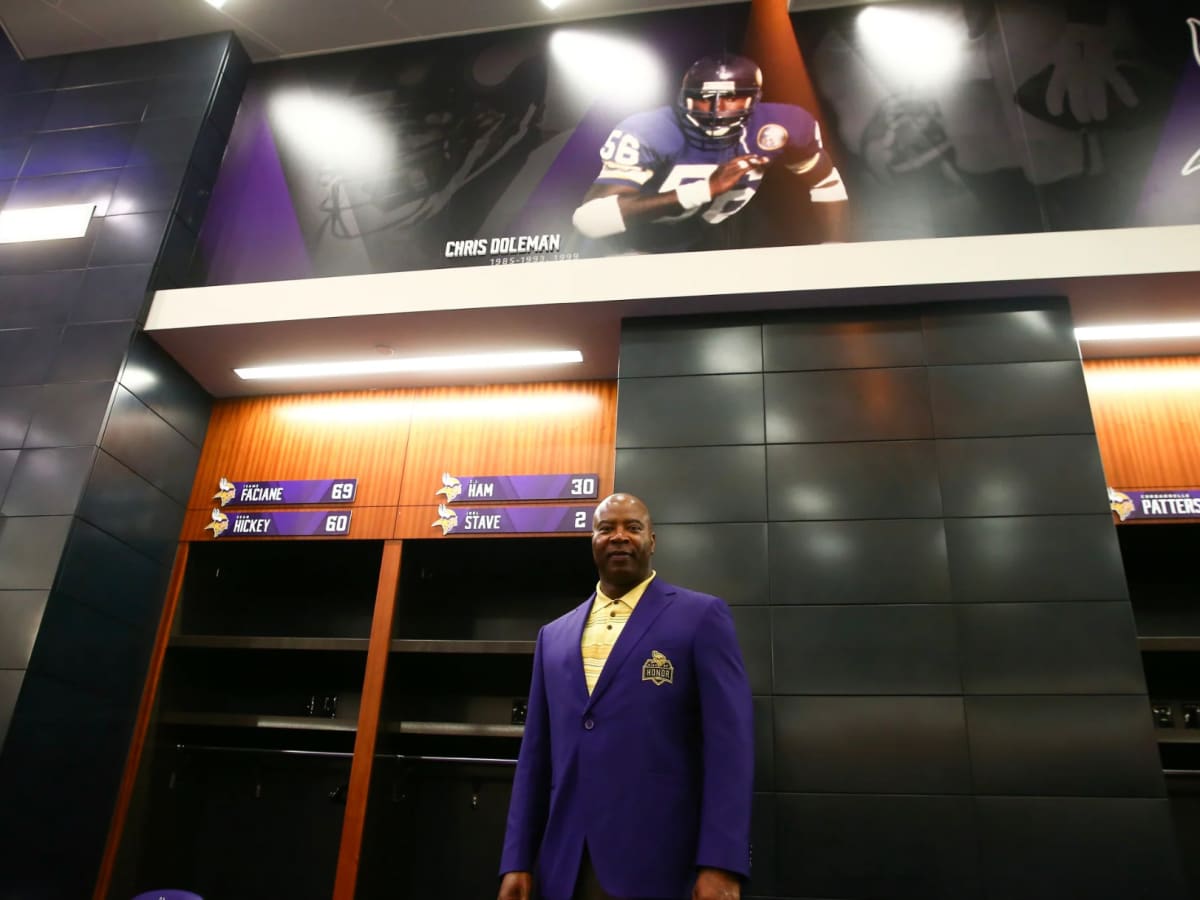 Hall of Fame Defensive End, Longtime Viking Chris Doleman Dies at