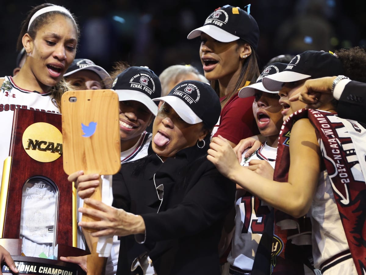 Golden Gamecocks: Dawn Staley, A'ja Wilson help Team USA win