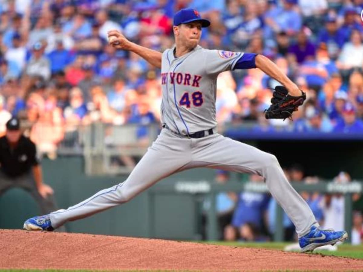 He is the most dominant pitcher ever deGromination!!!!! - New York Mets  fans stunned after pitcher Jacob deGrom consistently retires 12 batters in  a row for his last 6 starts
