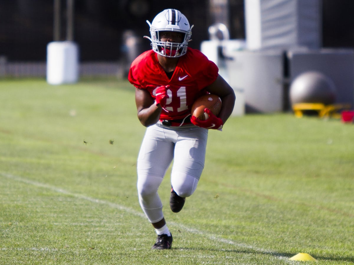 Justin Fields Shines In Preseason Debut With Chicago Bears - Sports  Illustrated Ohio State Buckeyes News, Analysis and More