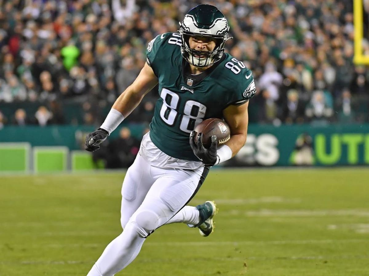 Philadelphia Eagles TE Dallas Goedert Nowhere to Be Found in Win vs. New  England Patriots - Sports Illustrated Philadelphia Eagles News, Analysis  and More