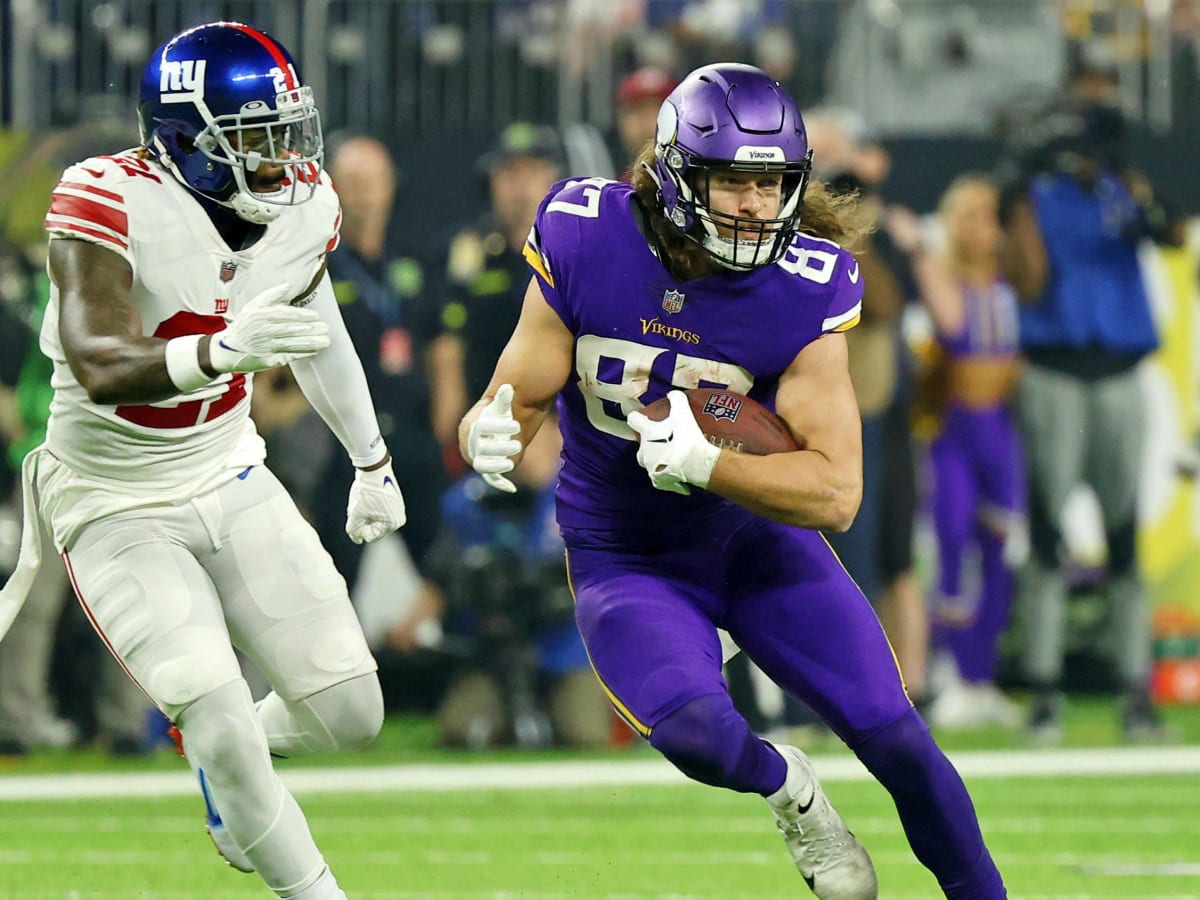 Minnesota Vikings tight end T.J. Hockenson (87) walks off the field after  an NFL football game against the Chicago Bears, Sunday, Jan. 8, 2023, in  Chicago. (AP Photo/Kamil Krzaczynski Stock Photo - Alamy