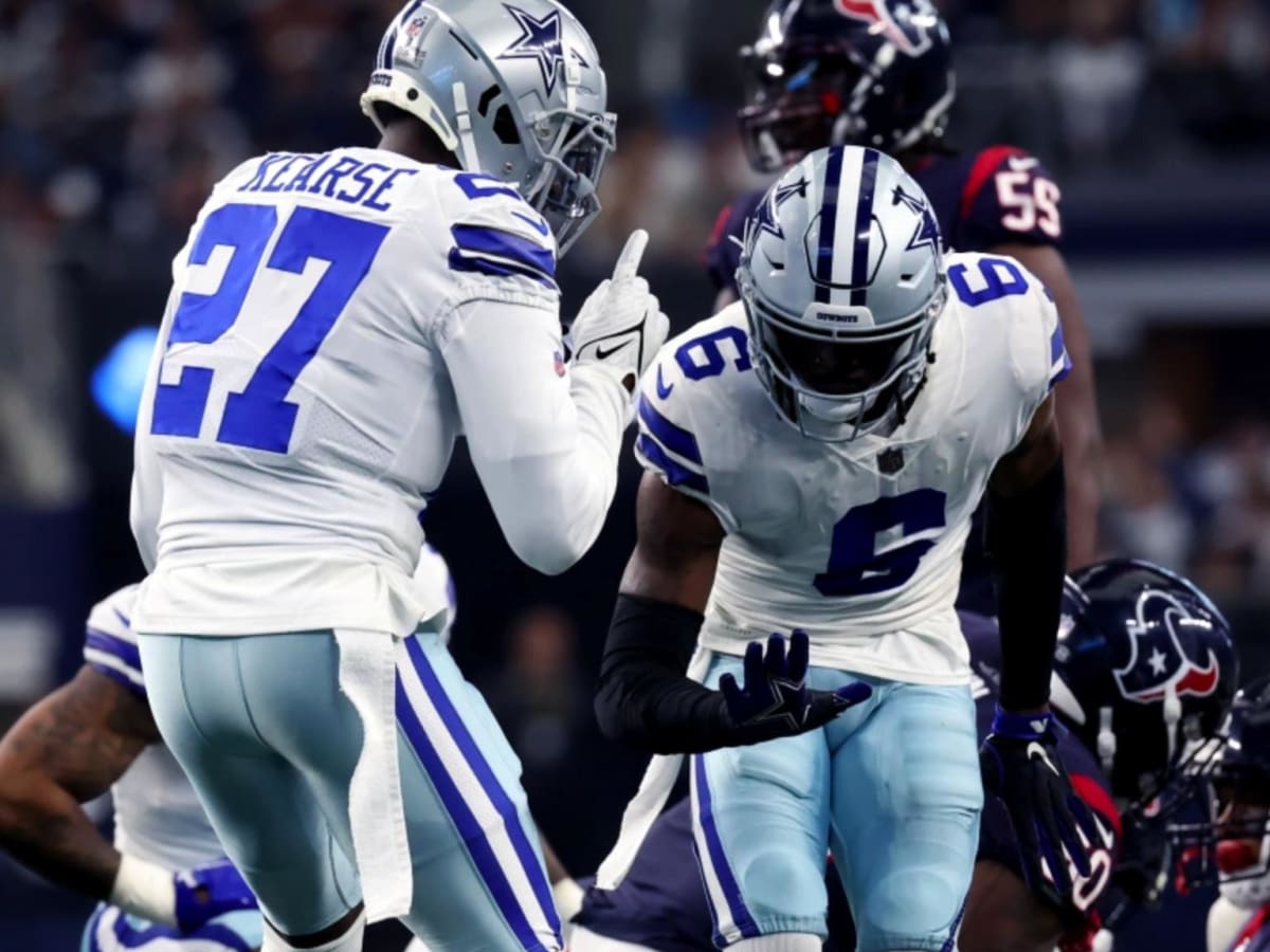 Dallas Cowboys cornerback C.J. Goodwin (29) is seen after an NFL football  game against the Chicago Bears, Sunday, Oct. 30, 2022, in Arlington, Texas.  Dallas won 49-29. (AP Photo/Brandon Wade Stock Photo - Alamy